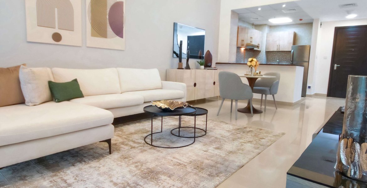 UNIESTATE PRIME TOWER 11